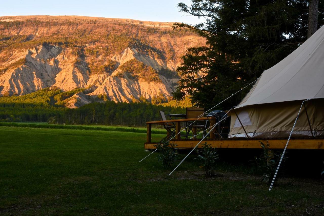 Glamping At Camping La Source Saint-Pierre-d'Argencon Exteriör bild